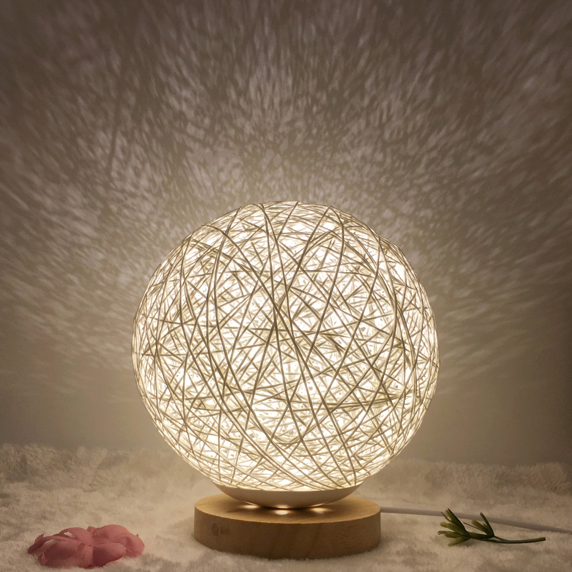 Atlas Accent Lamp | Homio Lumina